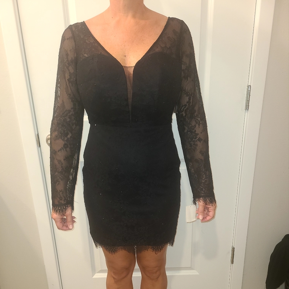 Dress - Picture 9 of 12
